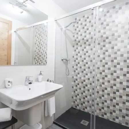 In Апартаменты Бенаске